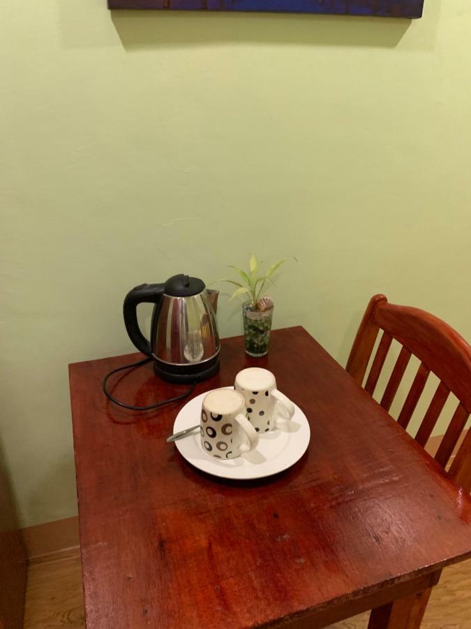 J & C Guesthouse Моалбоал Экстерьер фото